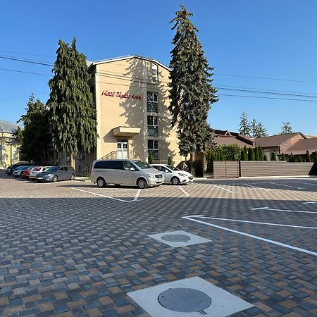 Hotel Turist Fălticeni Dış mekan fotoğraf